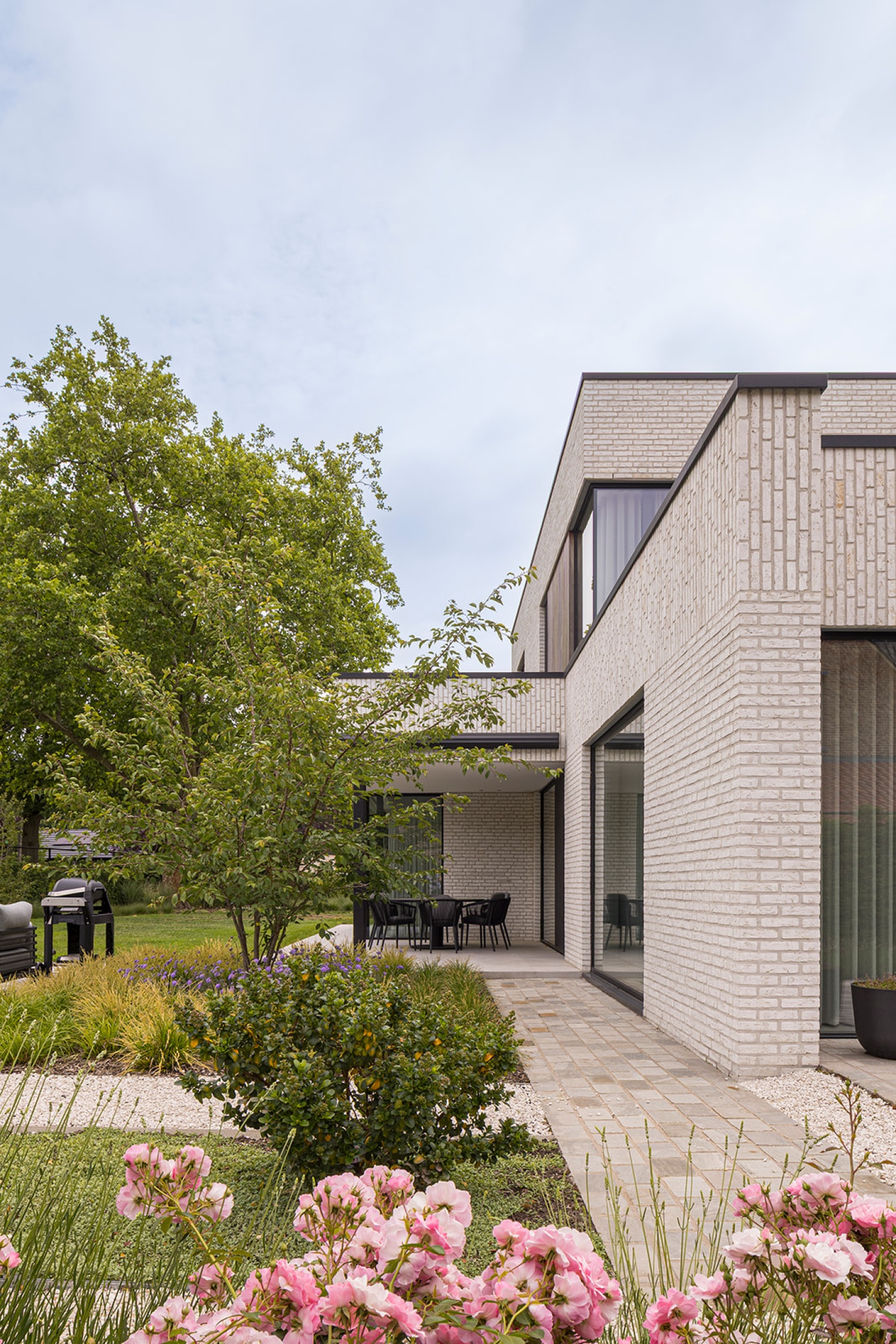 achtergevel tuinontwerp nieuw bloemen tuinontwerp - SFAR Interieur & Architecten