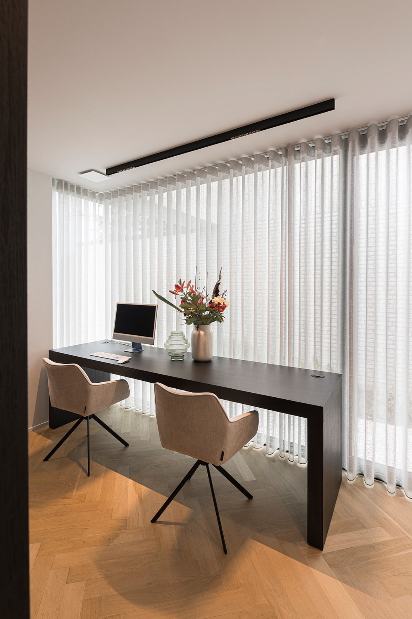 bureau kantoor luxe rust sfeer parket architectuur interieur Hasselt  - SFAR Interieur & Architecten