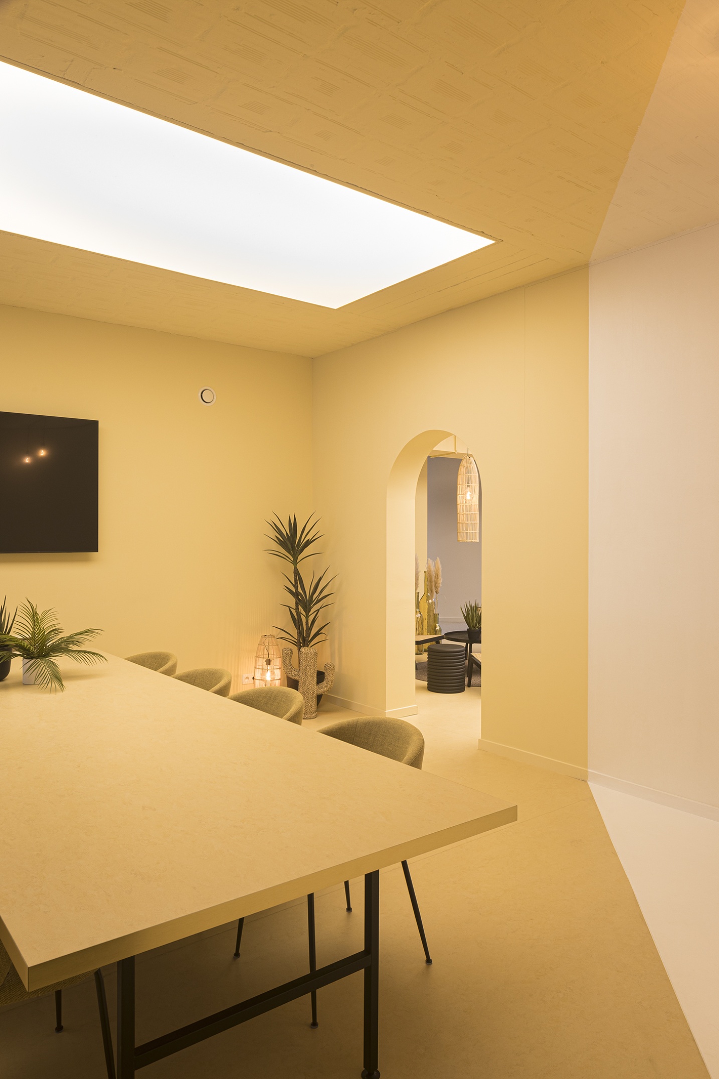 vergaderzaal box belcel kantoorruimte in Hasselt  - SFAR interieur & architecten Limburg