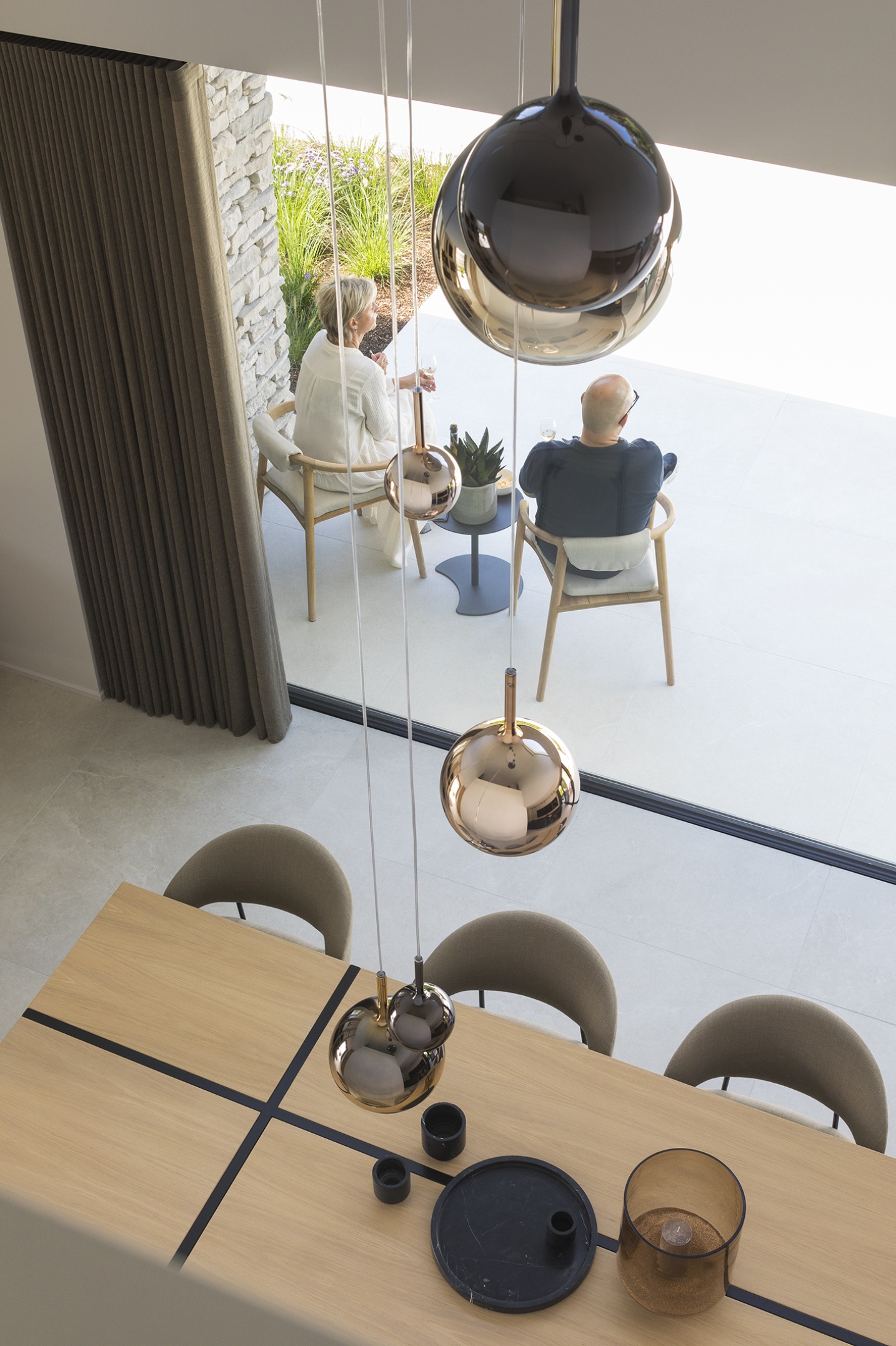 Exclusieve vide met veel licht en maatwerk interieur – SFAR interieur & architecten Limburg
