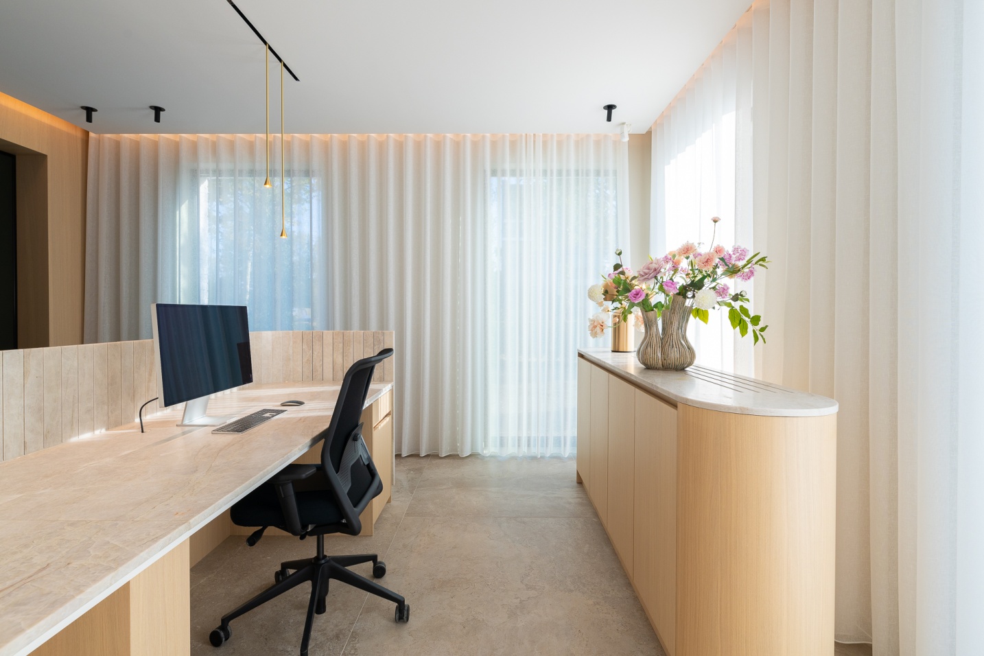 - SFAR interieur & architecten