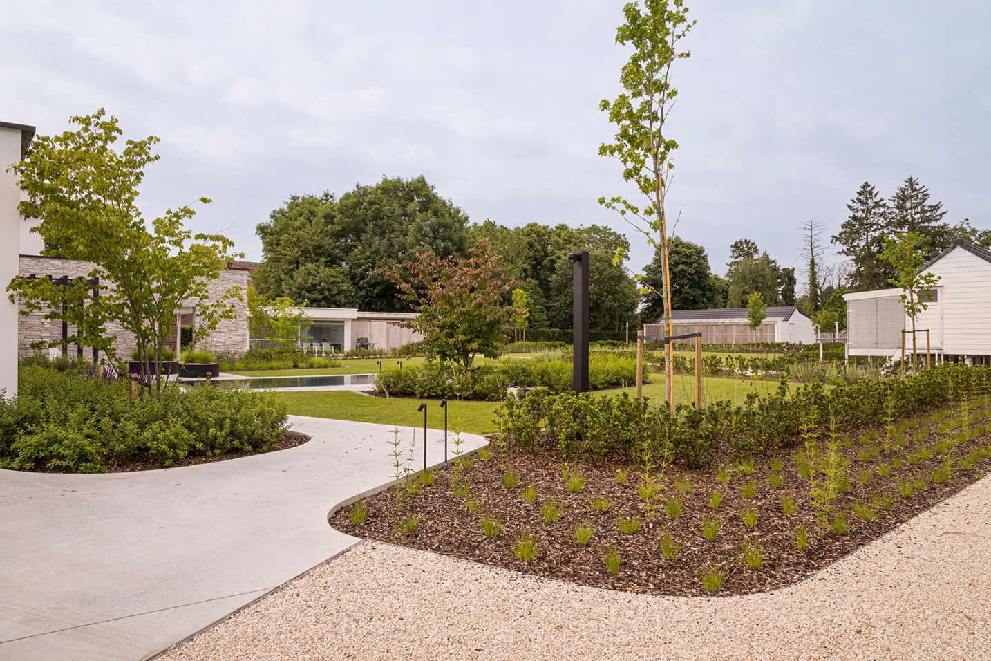 tuinarchitect tuinontwerp groen vakantiegevoel  - SFAR Interieur & Architecten