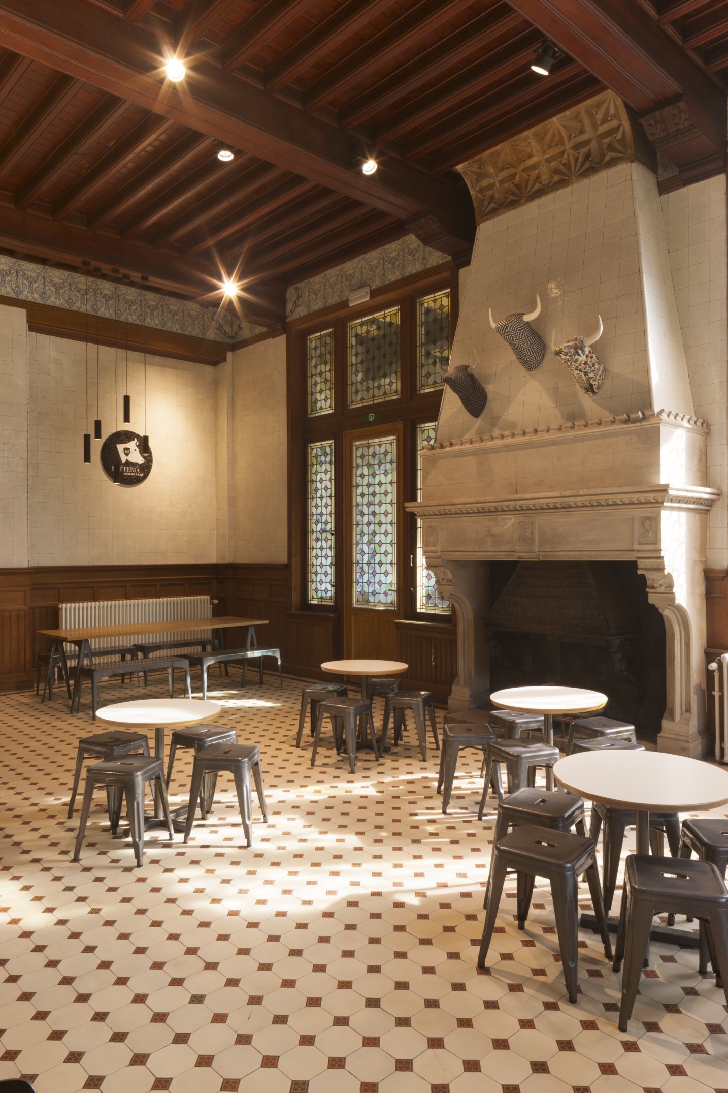  Gerestaureerd interieur met behoud van historische elementen- SFAR interieur & architecten