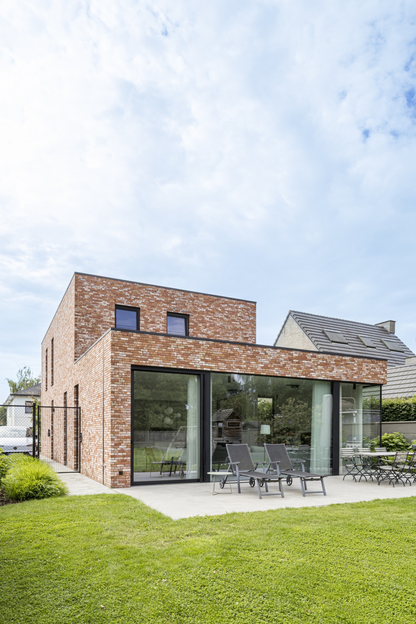 foto moderne woning achtergevel nieuwbouw villa zonhoven architect