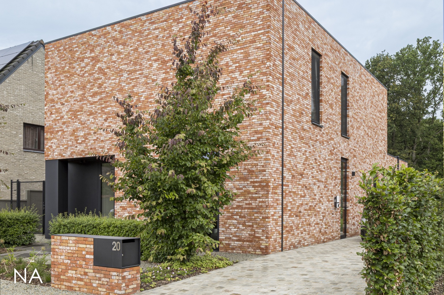 Moderne woning na verbouwen architect Hasselt moderne tijdloze architectuur SFAR