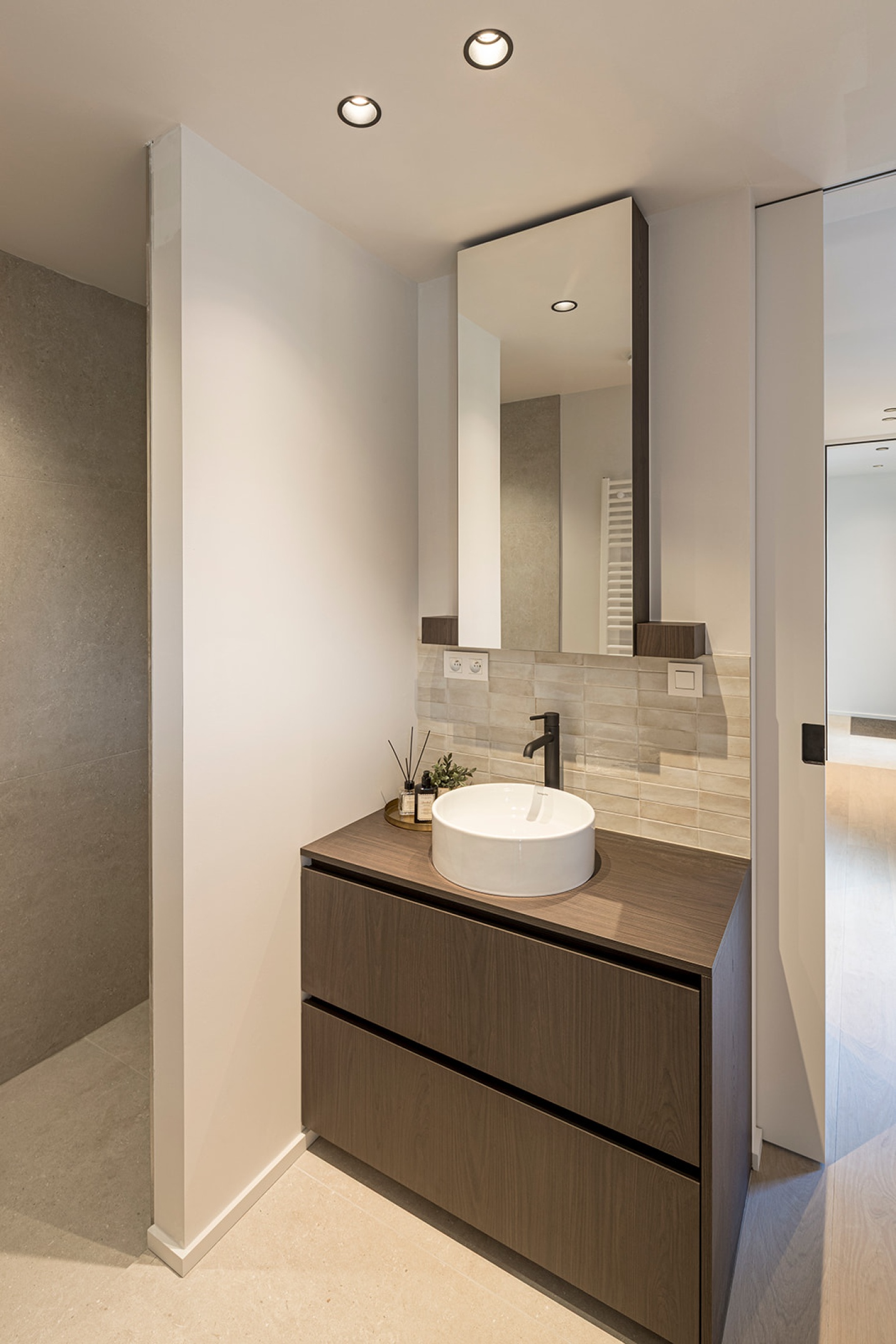 interieur badkamer tijdloos ontwerp modern inloopdouche