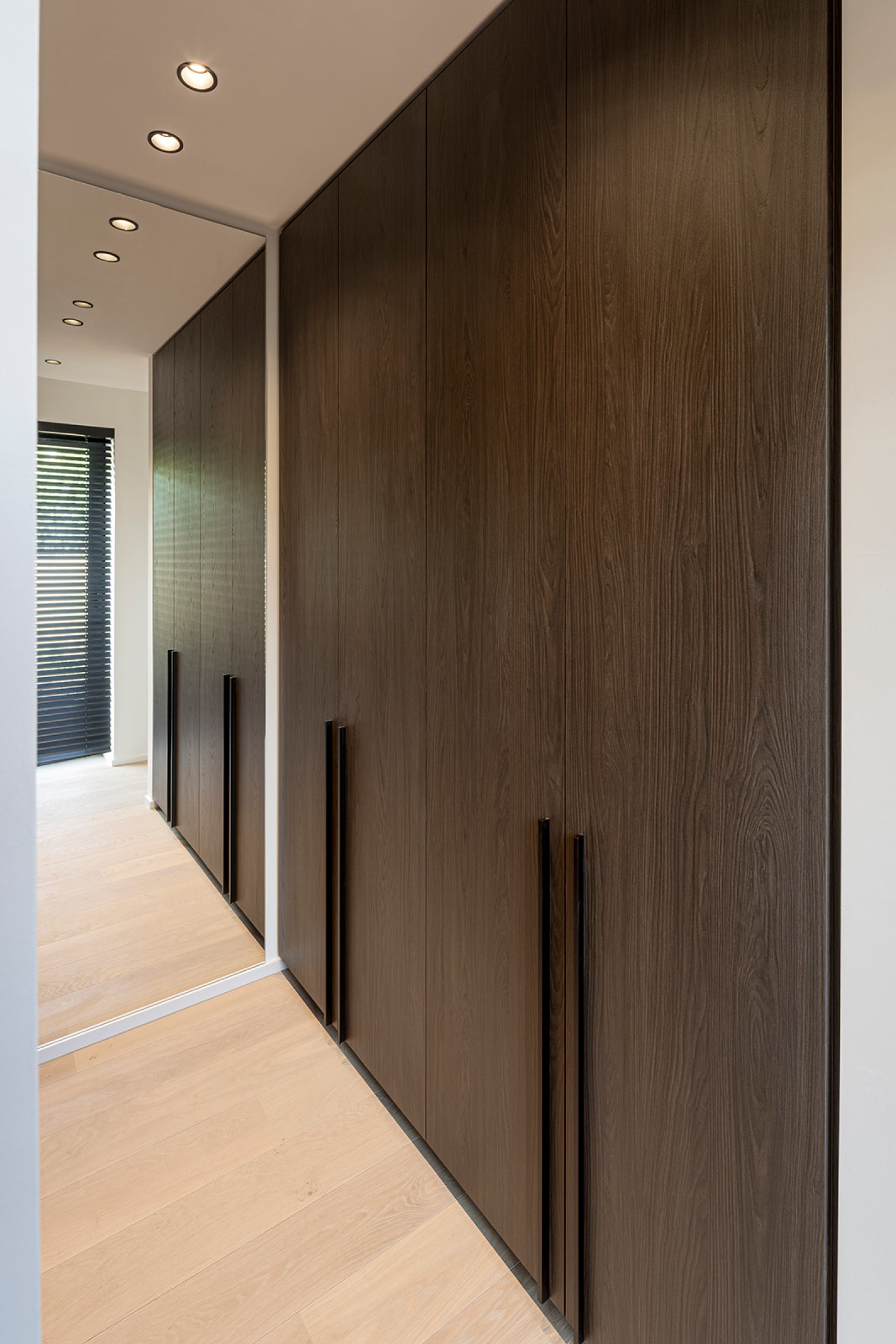 dressing notelaar luxe maatwerk ontwerp tijdloos